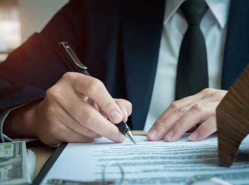 Navigating Complex Insurance Claims